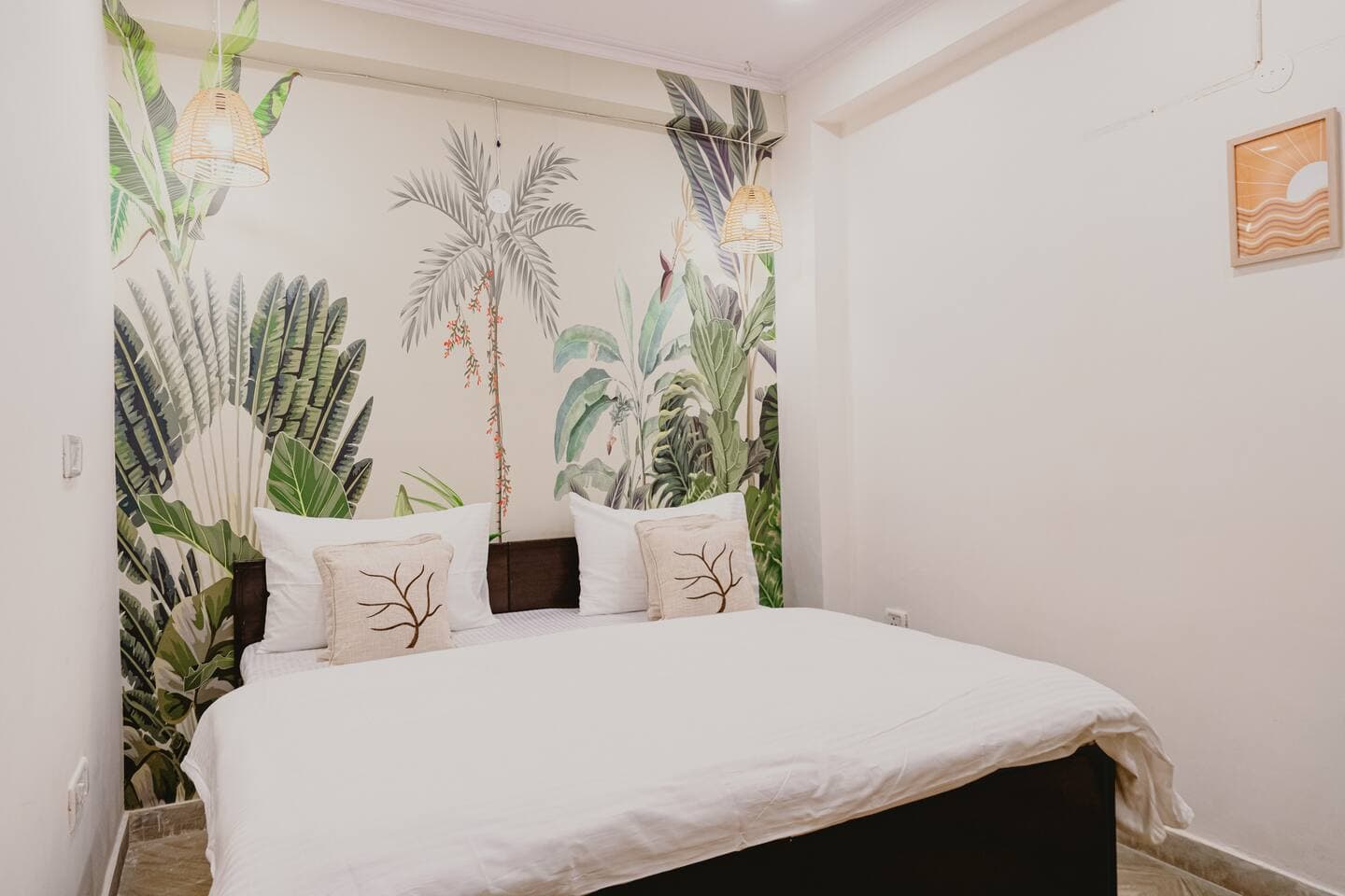 Bohemian 3BHK Oasis near Dhan Mill - Photo 2