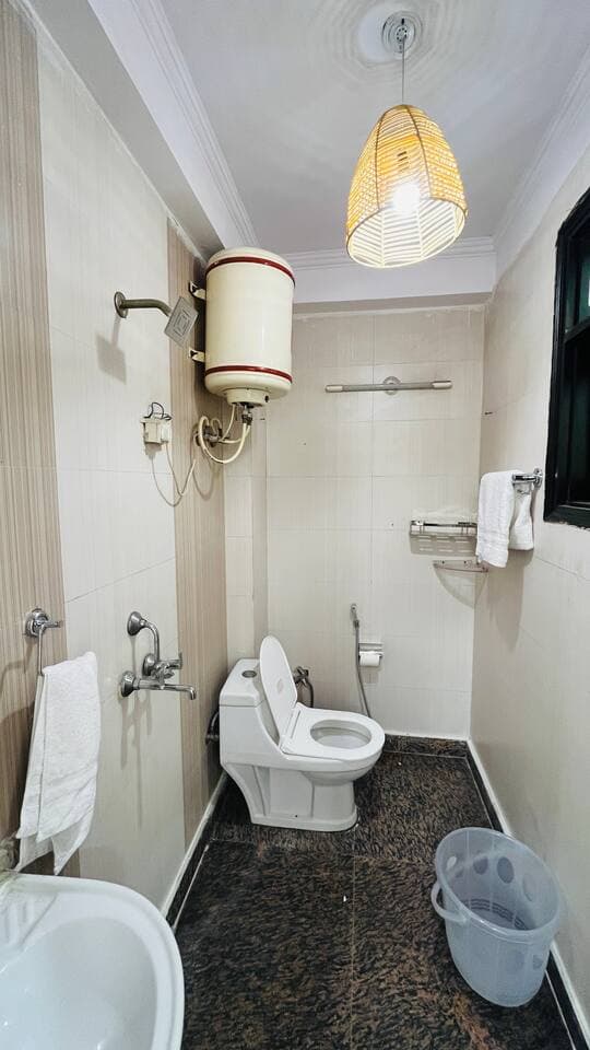 Stylish 1BHK Oasis Chattarpur - Photo 5