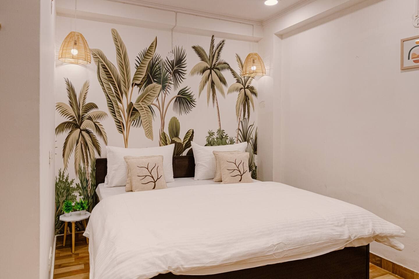 Stylish 1BHK Oasis Chattarpur